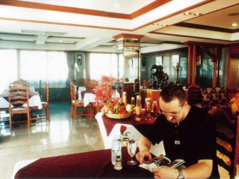Royal Asia Lodge Sukhumvit Bangkok Exterior photo