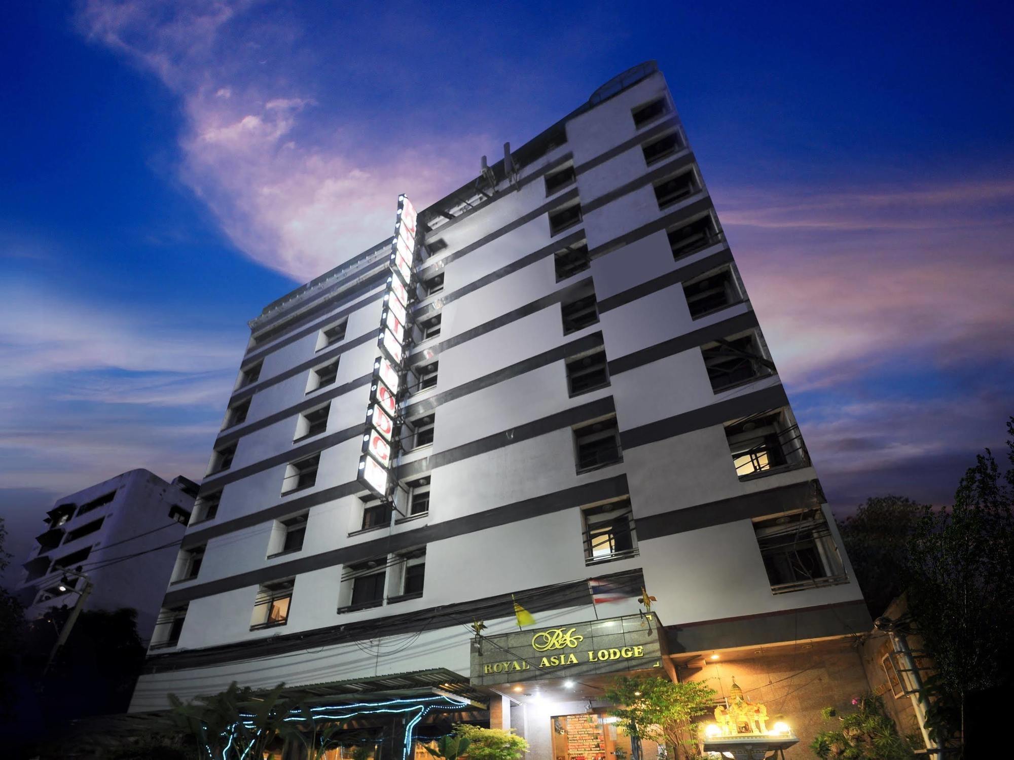 Royal Asia Lodge Sukhumvit Bangkok Exterior photo