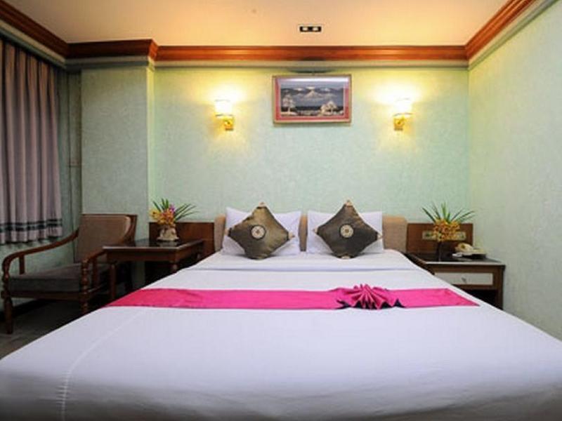 Royal Asia Lodge Sukhumvit Bangkok Exterior photo