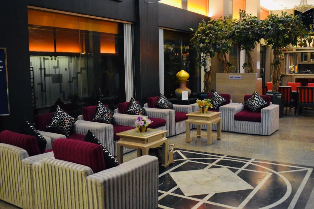 Royal Asia Lodge Sukhumvit Bangkok Exterior photo
