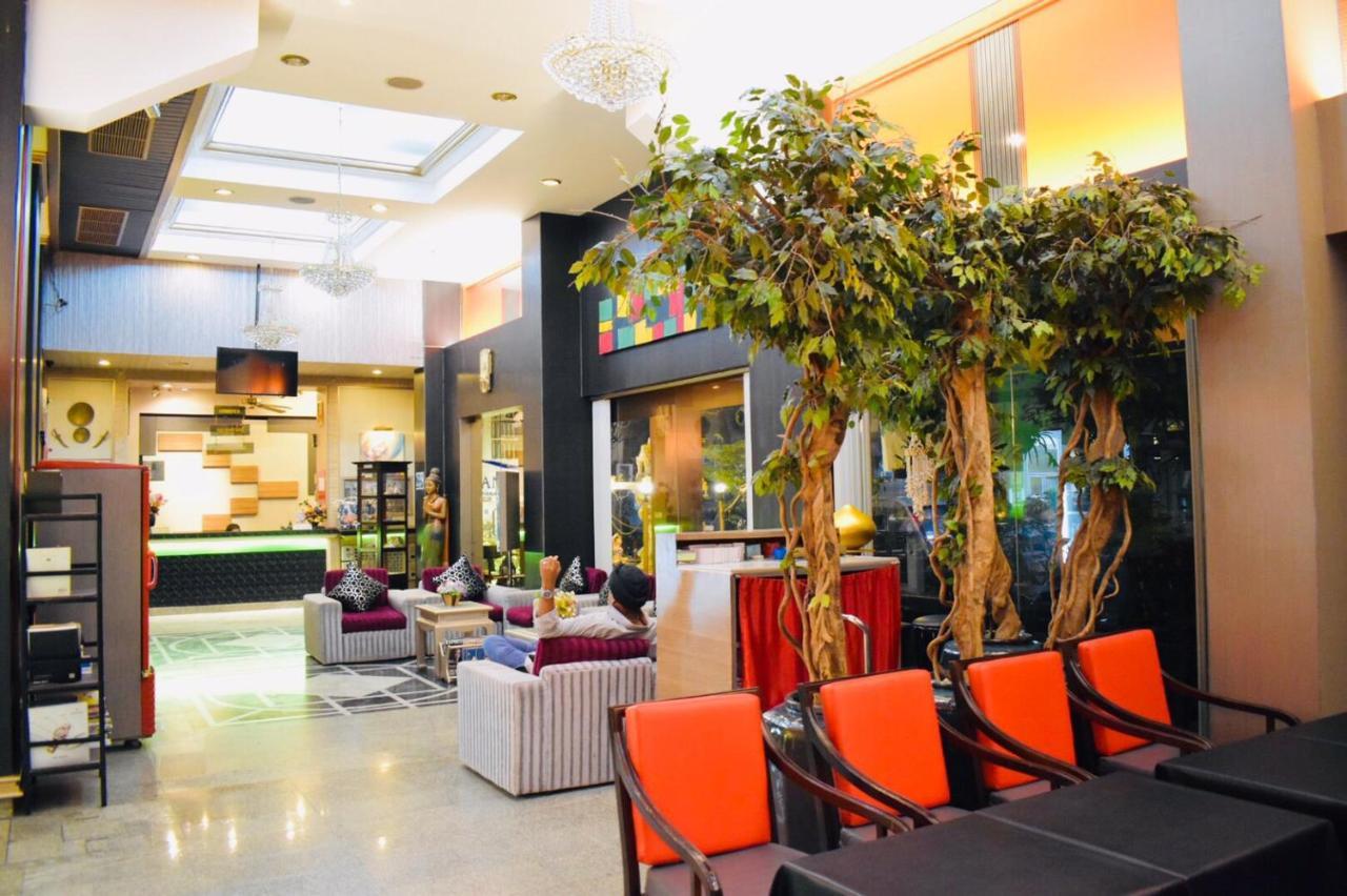 Royal Asia Lodge Sukhumvit Bangkok Exterior photo